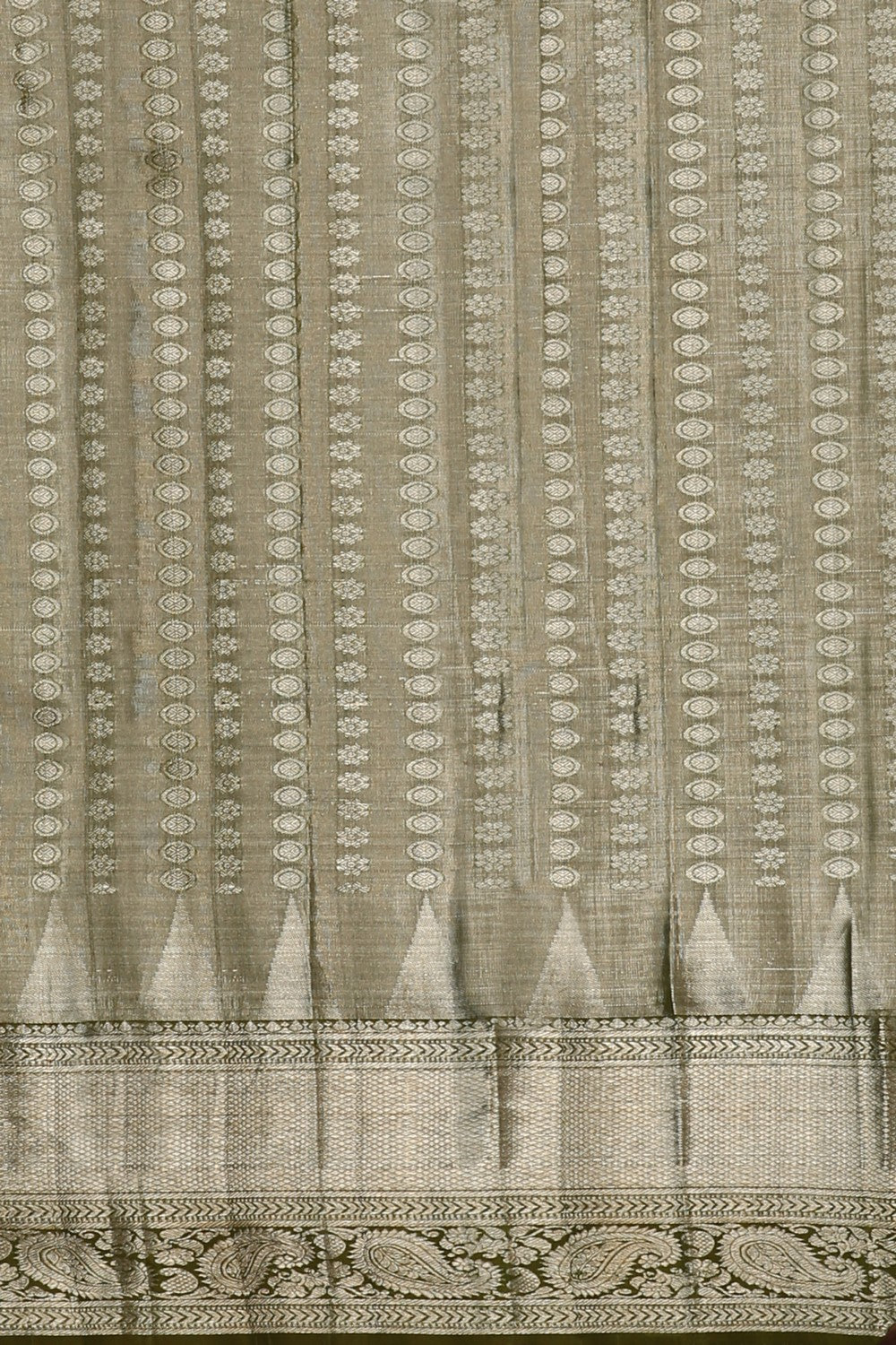 Image of Silver Tissue Brocade Kanchipattu Saree