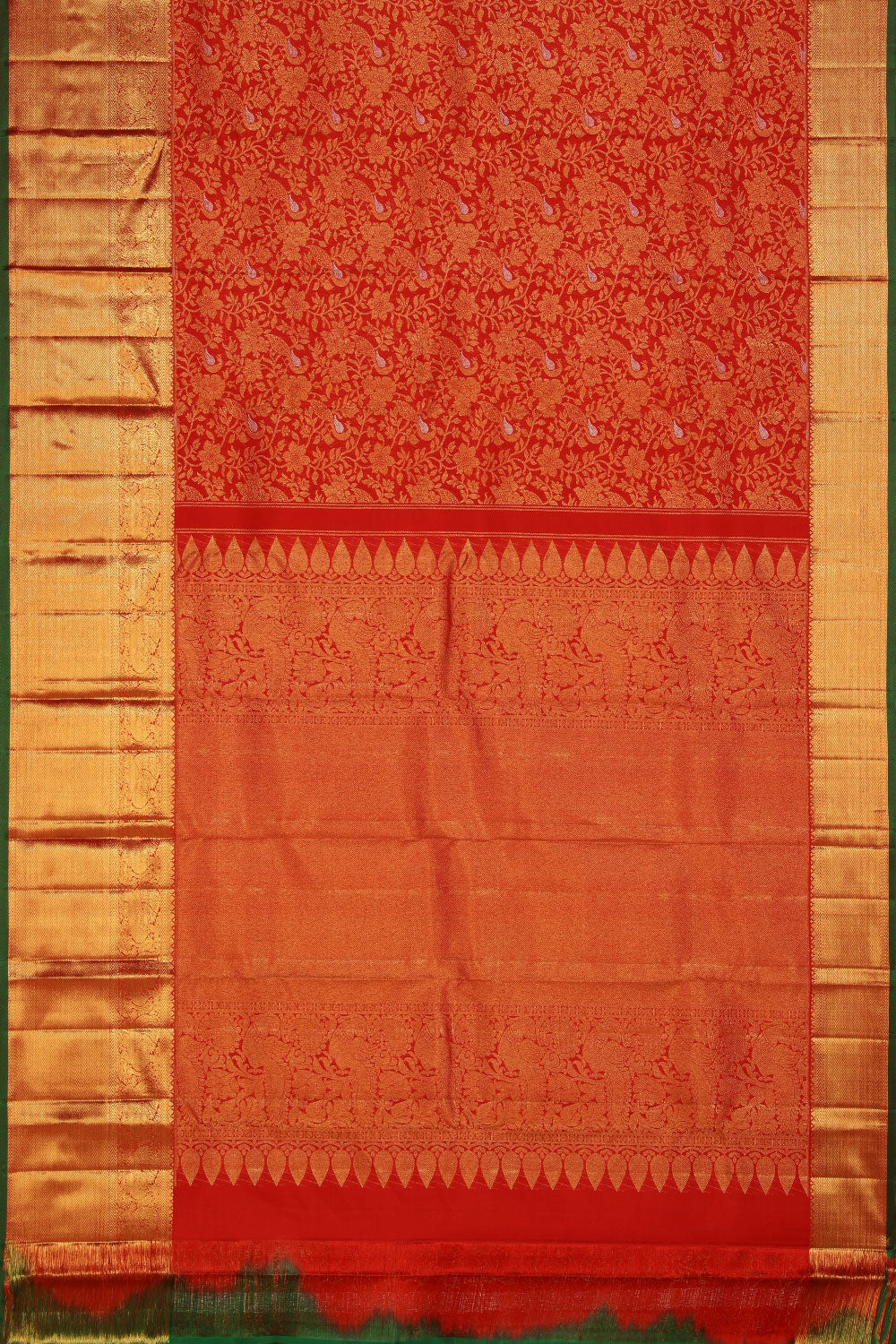 Kanchipattu Red Saree