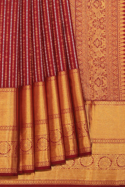 Collection of Gorgeous Plum-Pink Saree in a gallery layout