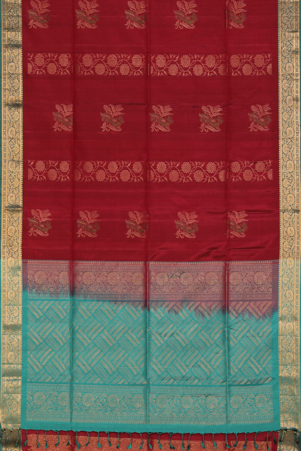 Collection of Very Pretty Plum-Pink Saree in a gallery layout