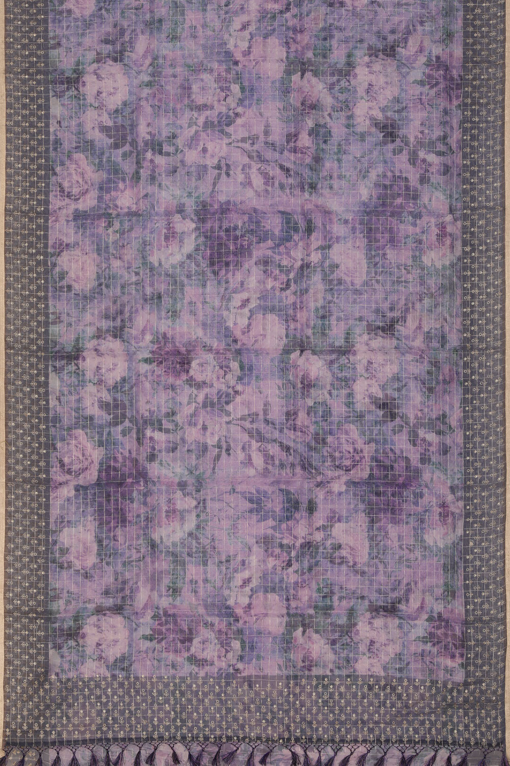 Image of Simple Yet Elegant Floral Print Saree