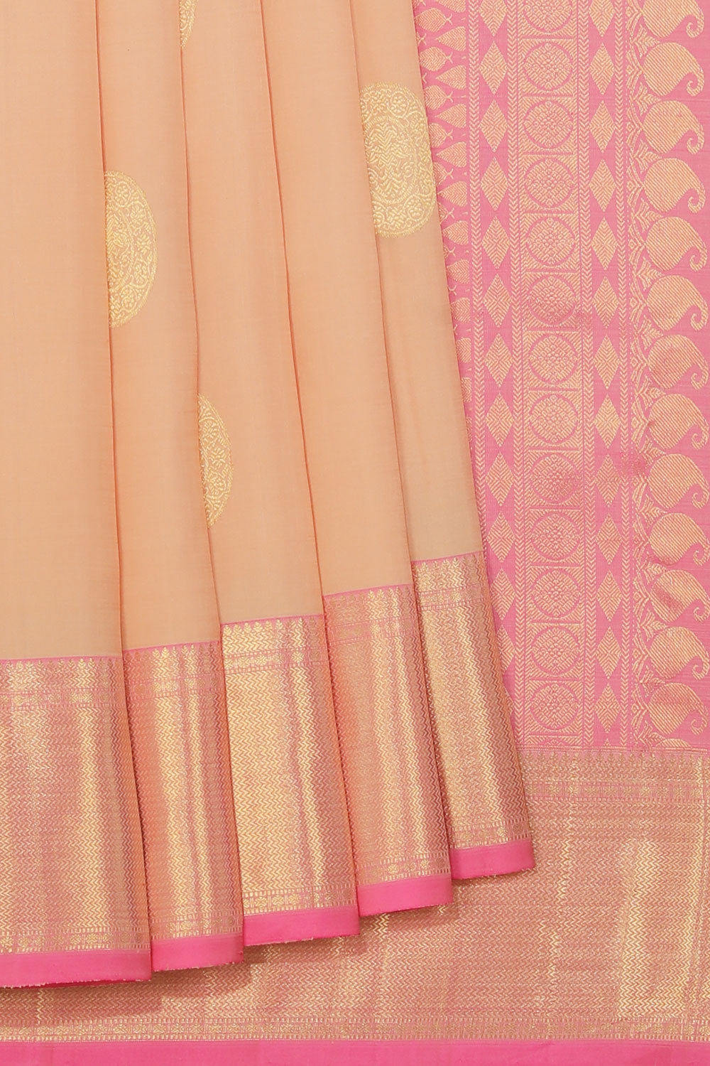 Collection of Very Pretty Peach Saree in a gallery layout