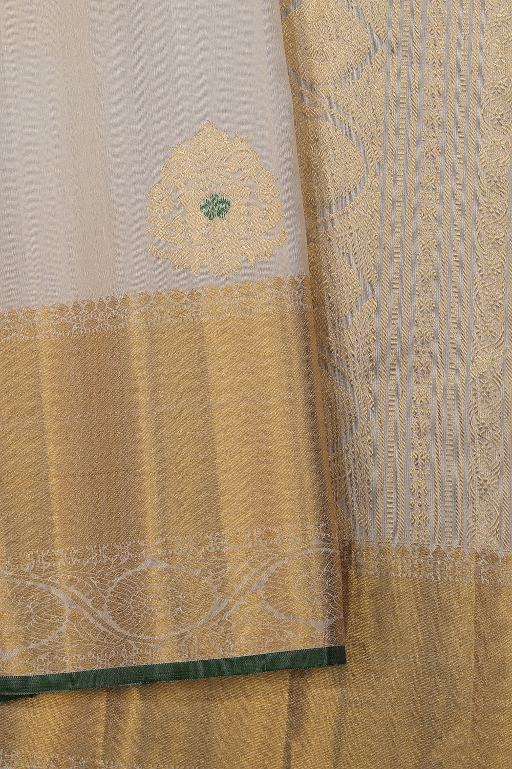 Gadwal White Saree