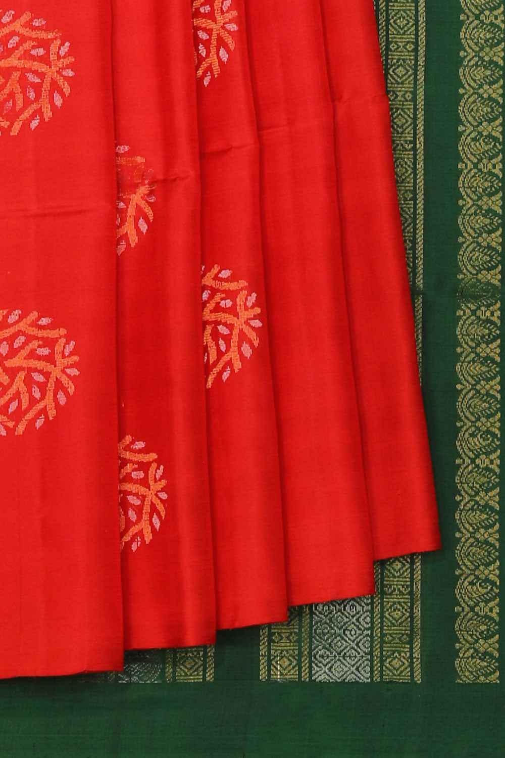 Collection of Simple Yet Elegant Red Saree in a gallery layout