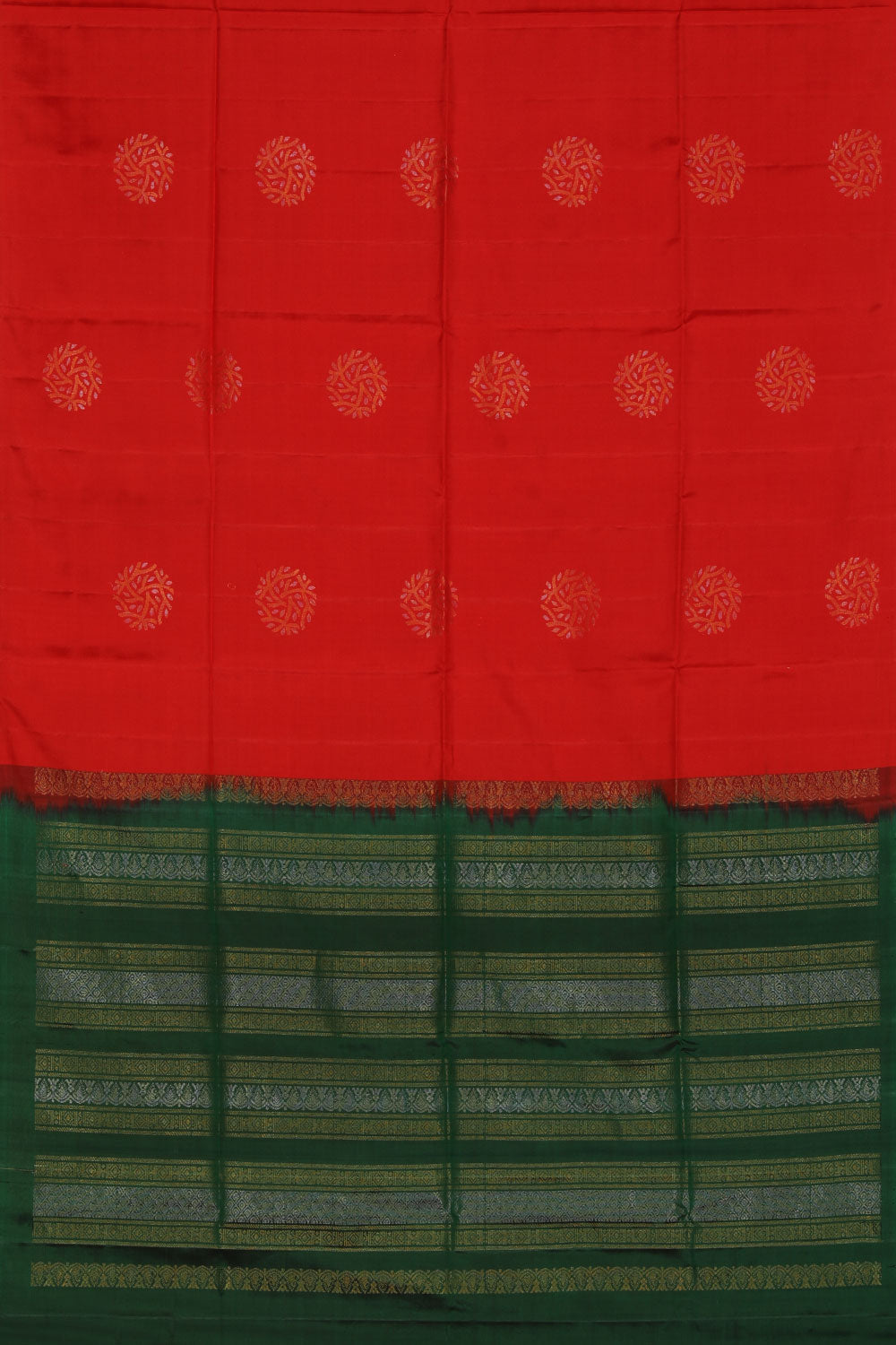 Image of Simple Yet Elegant Red Saree