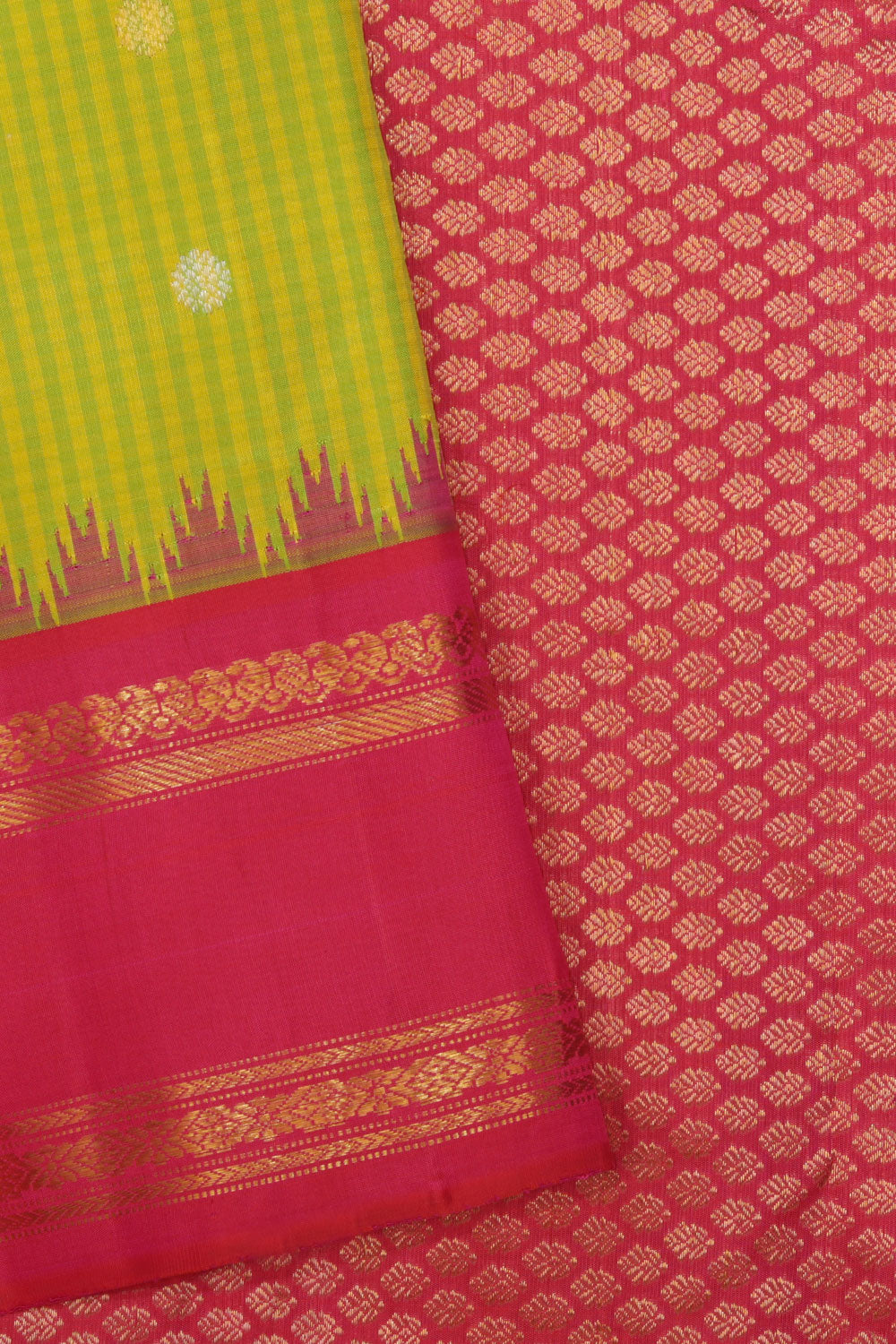 Gadwal Silk Green Saree