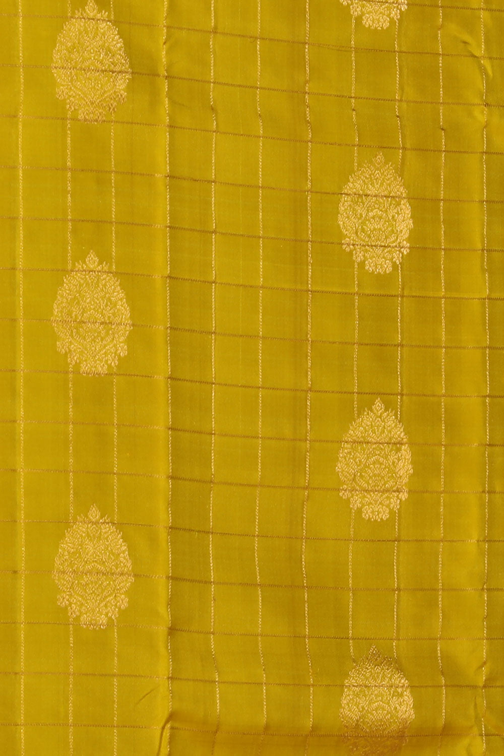 Simple Yet Elegant Yellow Saree