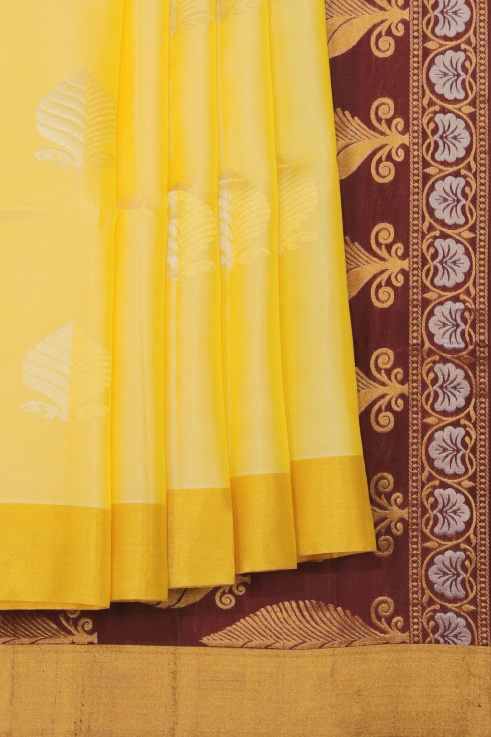 Collection of Simple Yet Elegant Cream Saree in a gallery layout