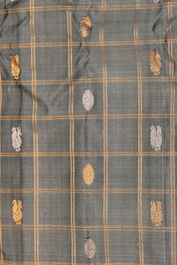 Image of Gadwal Silk Grey Saree