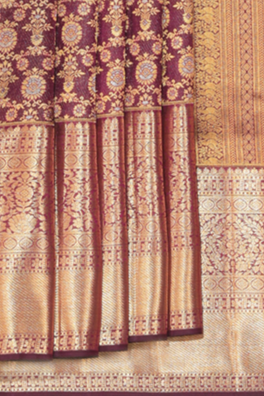 Kanchipattu Tissue Brocade Violet Saree