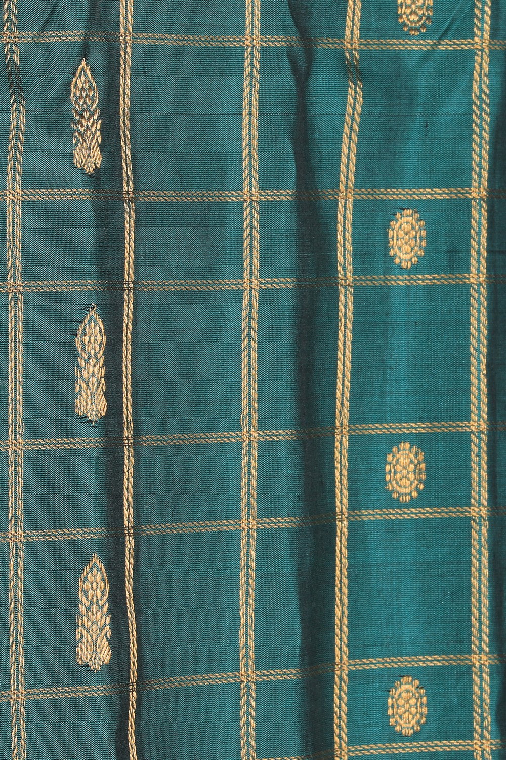 Gadwal Silk Green Saree