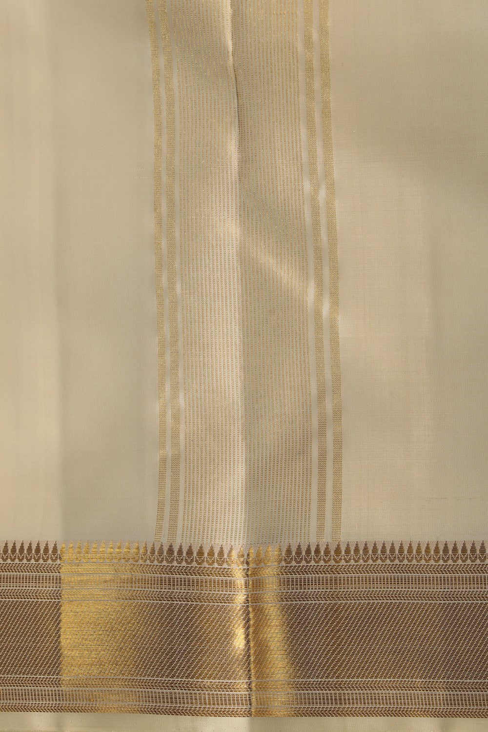 Kanchi Silk Cream Dhoti With Kanduva (8 X 4)