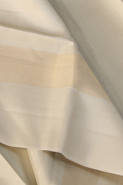 Image of Kanchi Silk Off-White Dhoti With Kanduva (8 X 4)