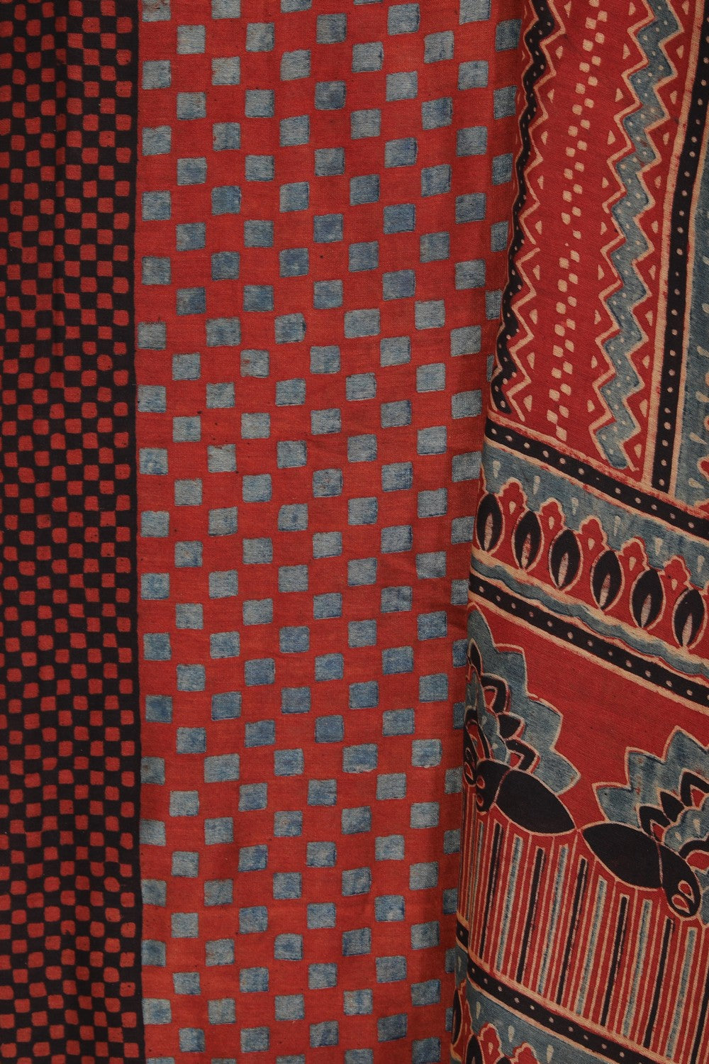 Image of Unstitched Suit Set Fabric (3 Pcs Set)