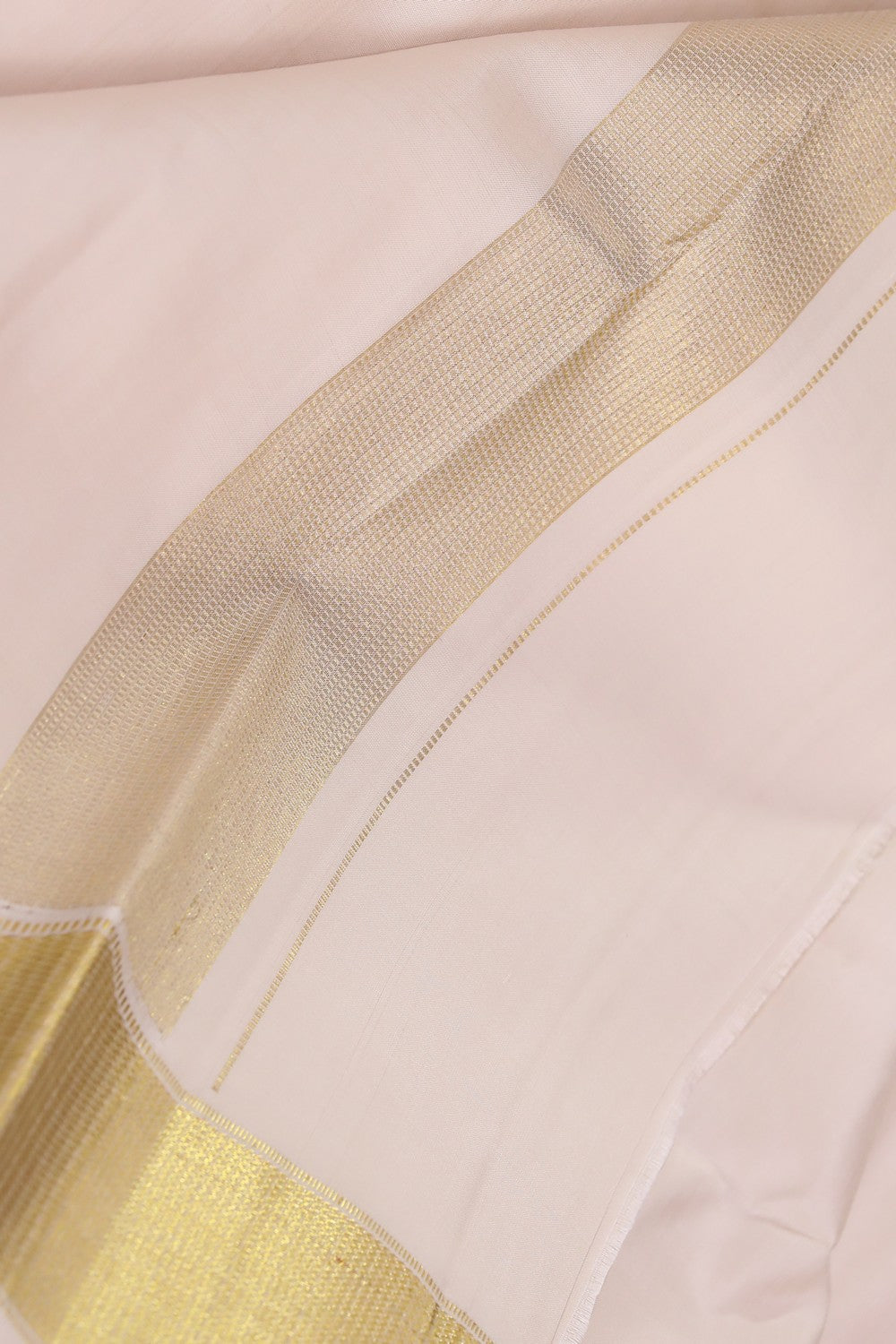 Arani Silk Off-White Dhoti With Kanduva (8 X 4)