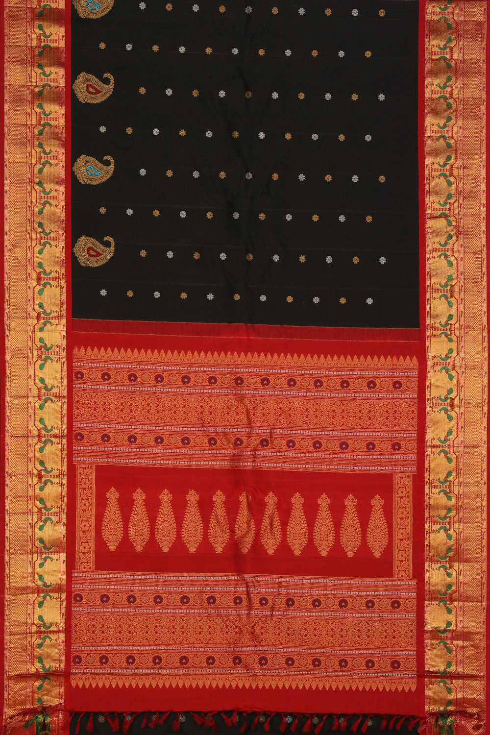 Gadwal Black Saree