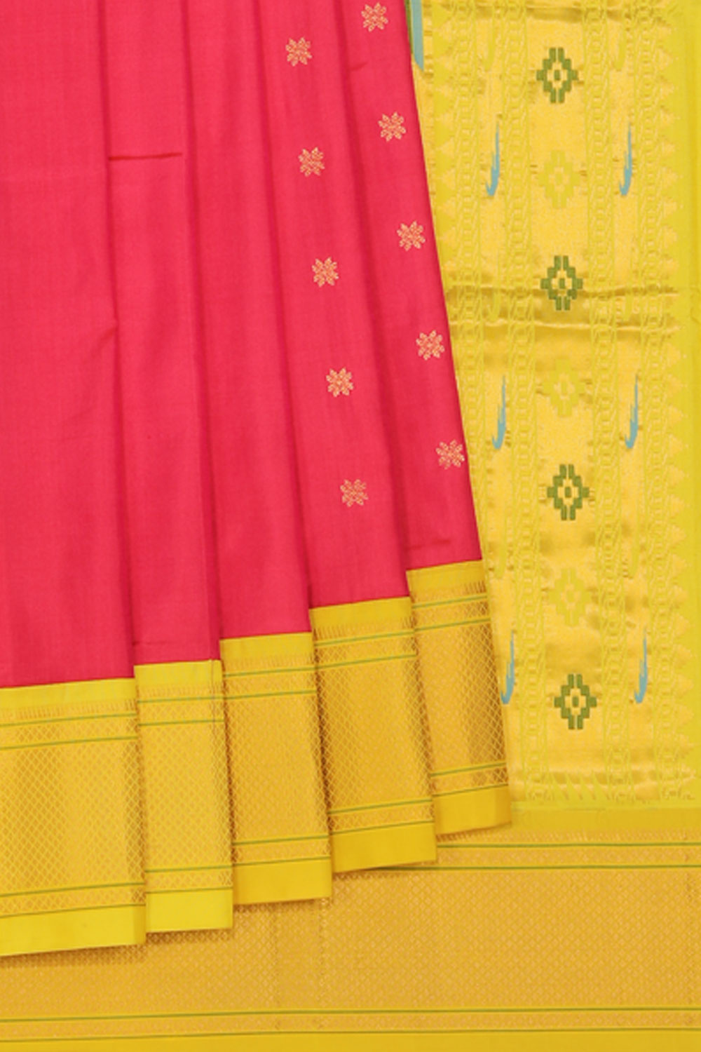 Gadwal Silk Fuchsia-Pink Saree With Paithani-Fusion Pallu