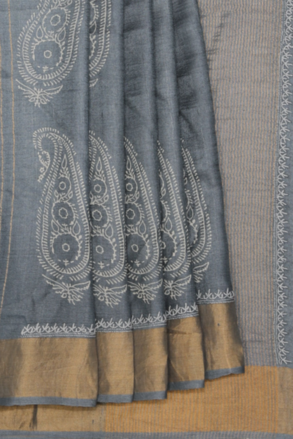 Collection of Very Pretty Paisley Series Printed Saree in a gallery layout