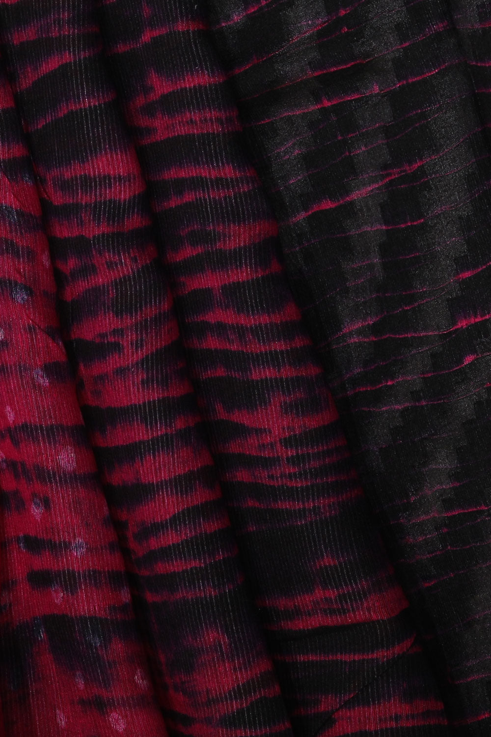 Image of Contemporary Charm Magenta-Pink Saree