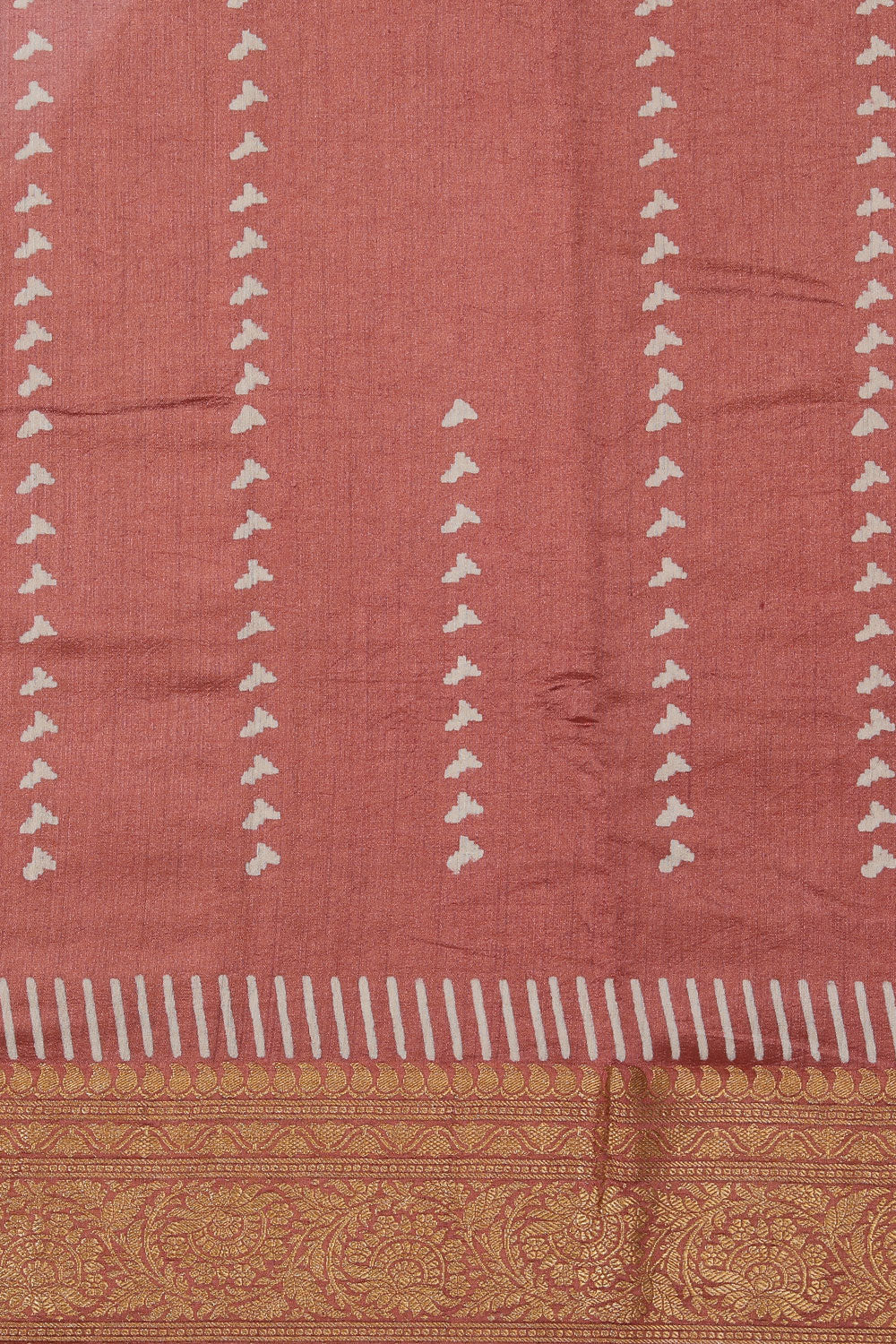 Collection of Simple Yet Elegant Coral Pink Saree in a gallery layout