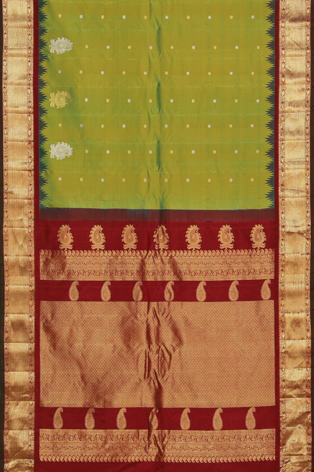 Gadwal Silk Green Saree