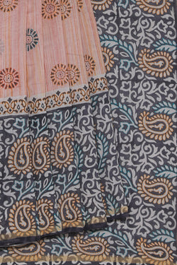 Collection of Maheshwari Kantha Stitch Saree in a gallery layout