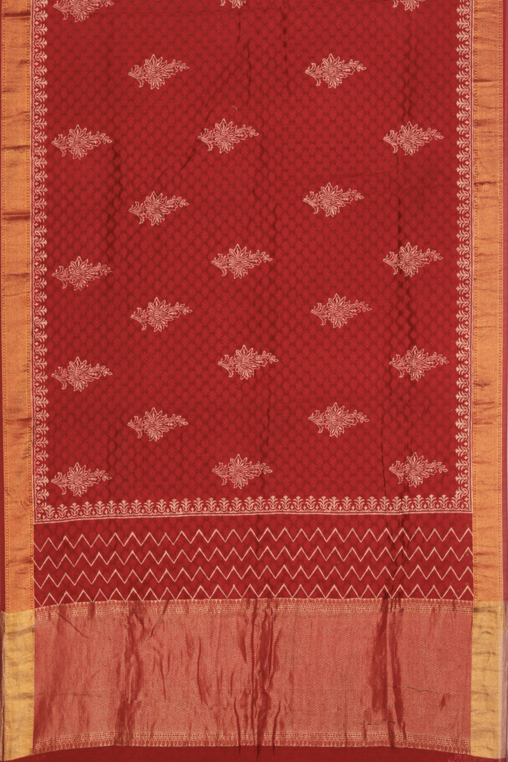 Simple yet elegant Red Printed Saree