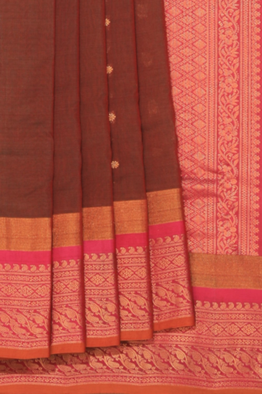 Collection of Gadwal Cotton Silk Leaf Green Saree in a gallery layout