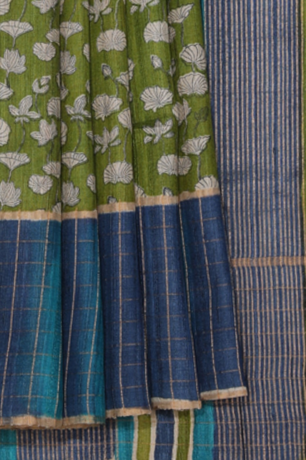 Collection of Simple Yet Elegant Floral Print Saree in a gallery layout