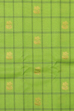 Image of Gadwal Vibrant Green Kattam Saree