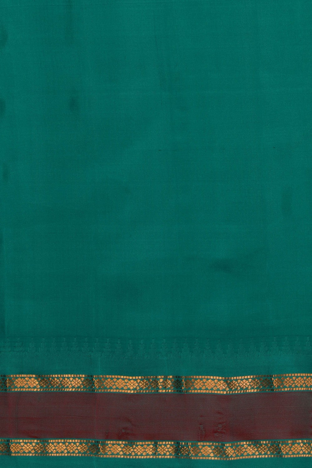 Image of Gadwal Silk Light-Green Kattam Saree