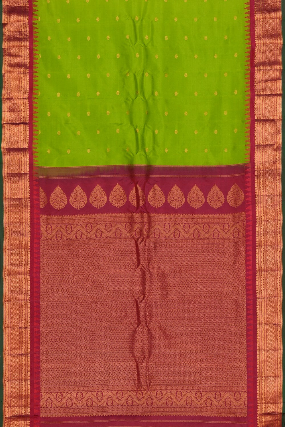 Gadwal Silk Green Saree