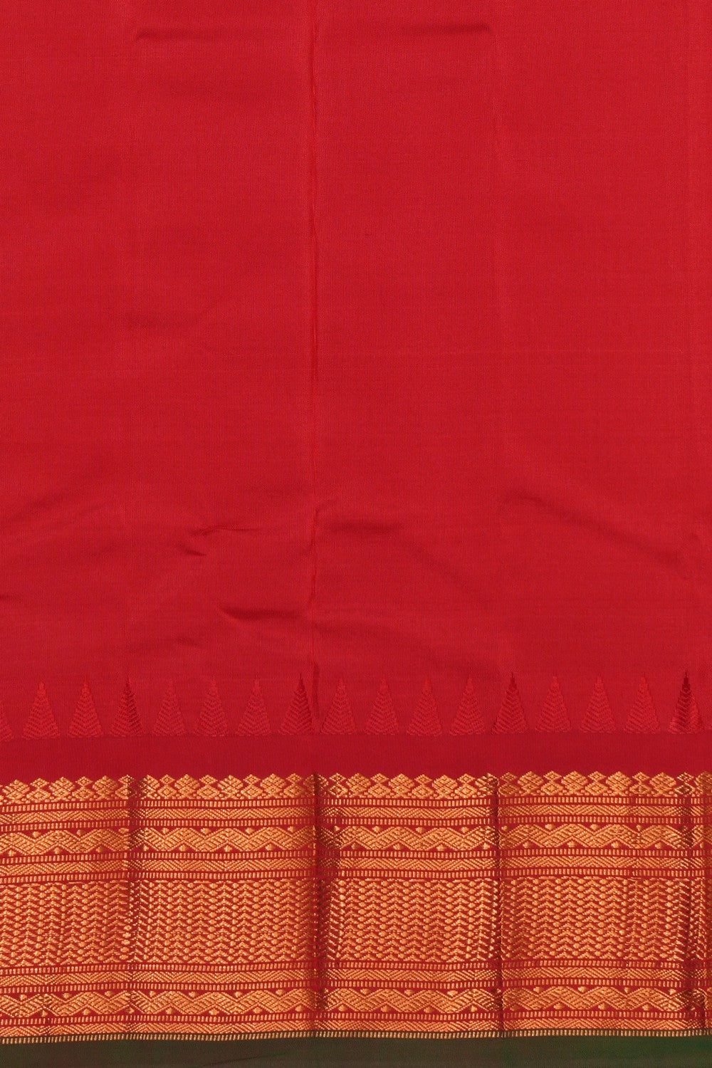 Gadwal Silk Beige Saree