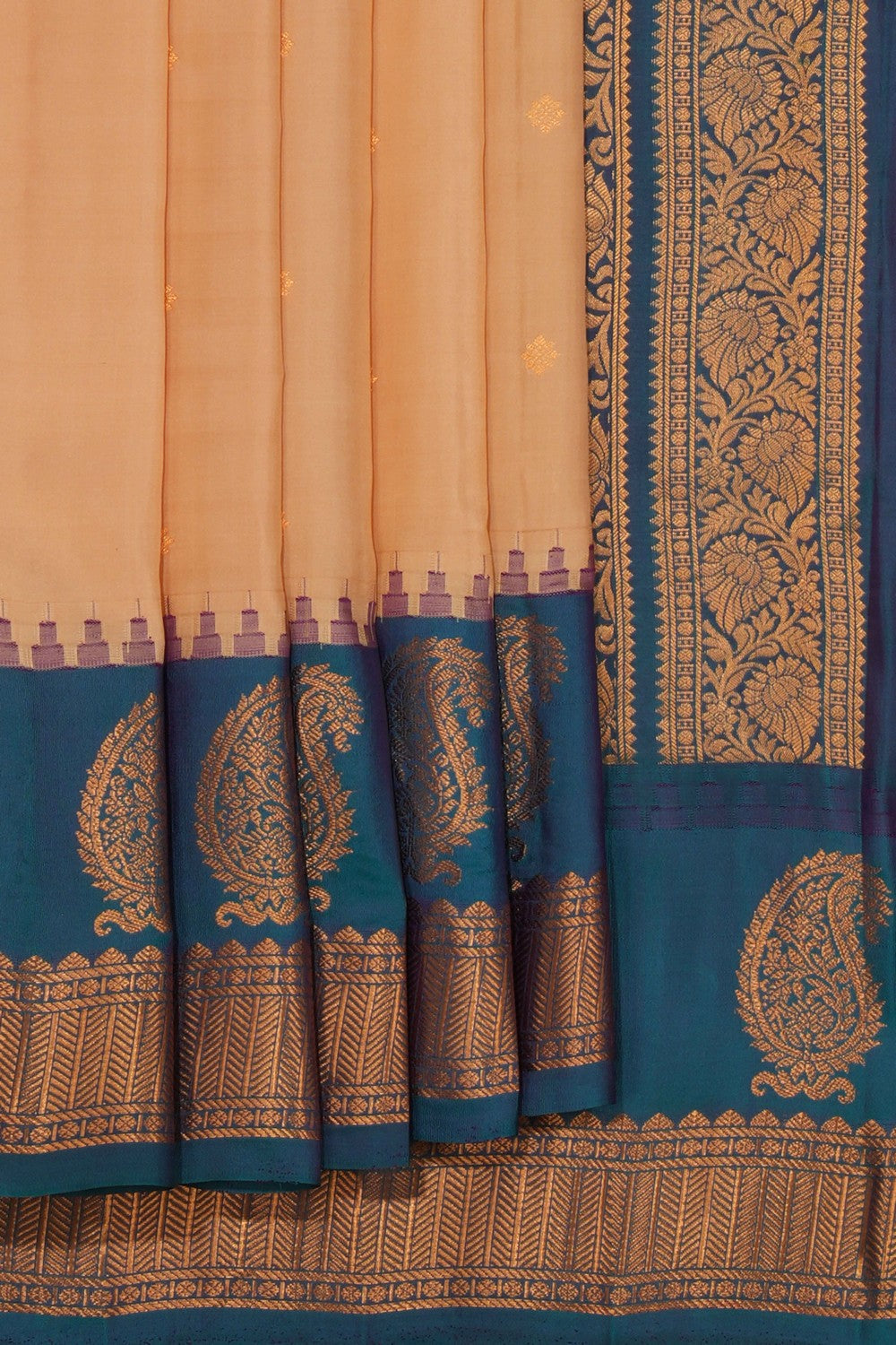 Gadwal Silk Beige Saree