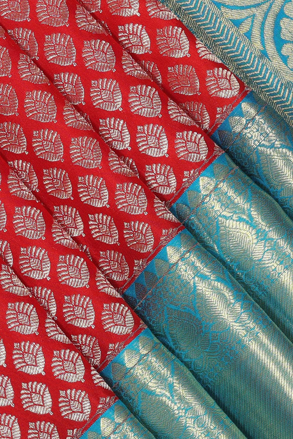 Kanchipattu Red Brocade Saree