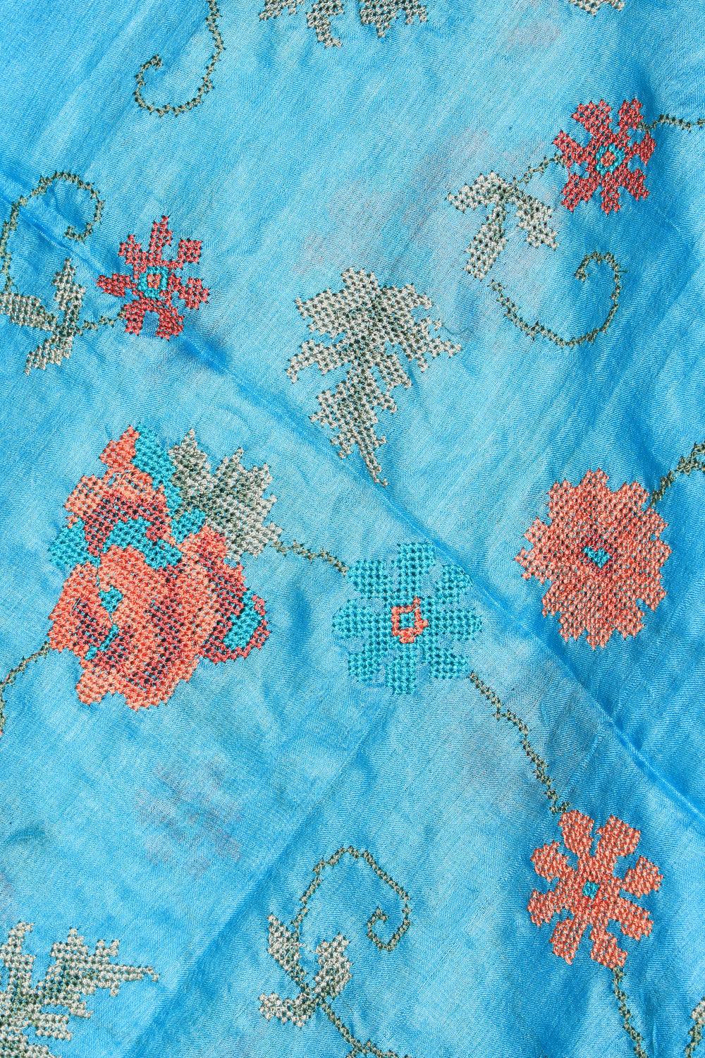 Dupatta With Traditional Hand Embroidery Work