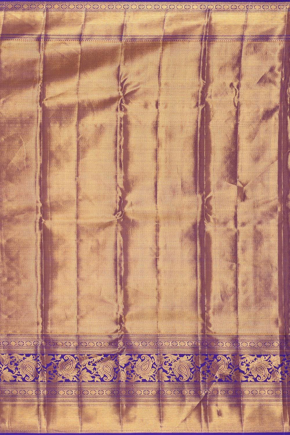 Kanchipattu An Ethereal Metallic-Gold Saree