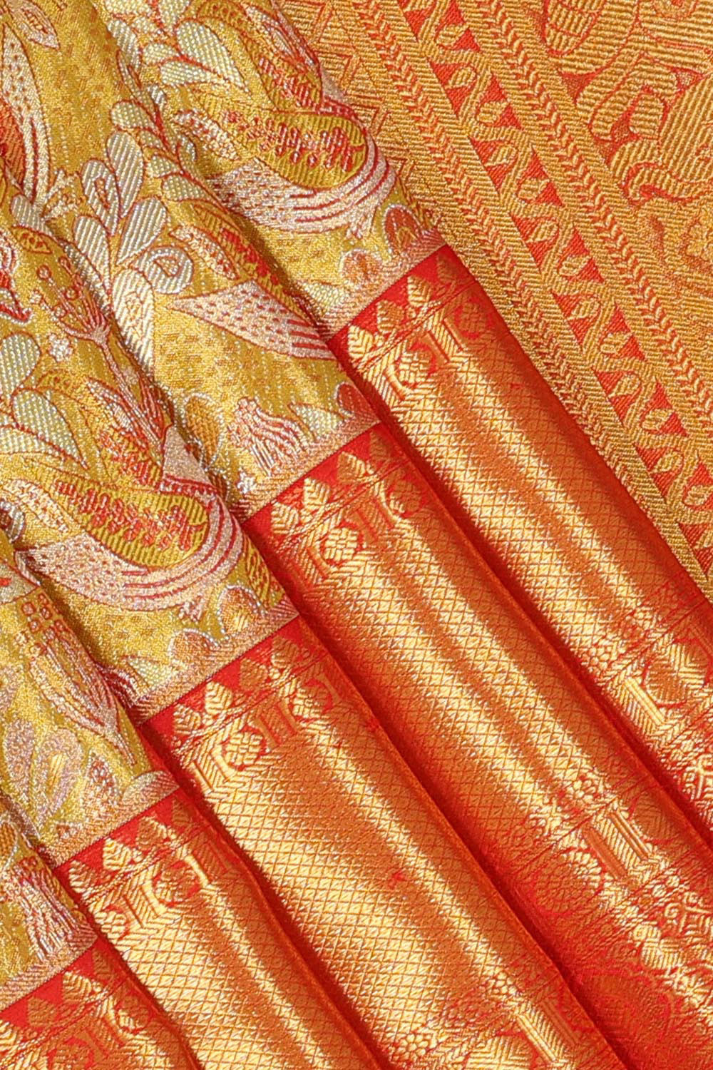 Kanchipattu Gold/Yellow Saree