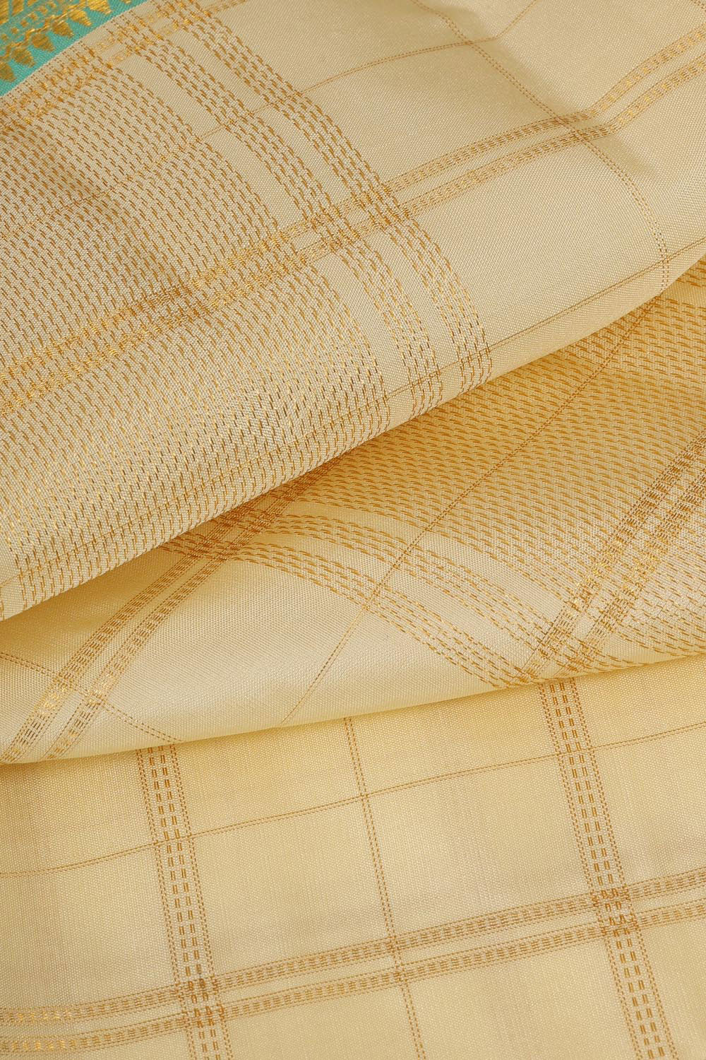 Kanchi Silk Cream Traditional Dhoti With Kanduva (8 X 4)