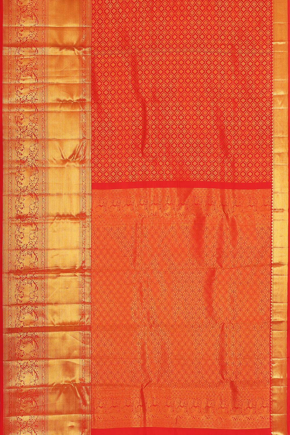 Kanchipattu Red Saree