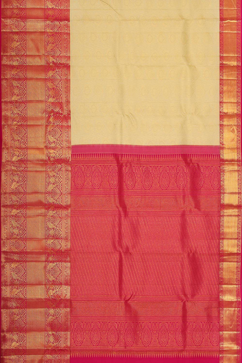 Kanchipattu Ivory Cream Saree