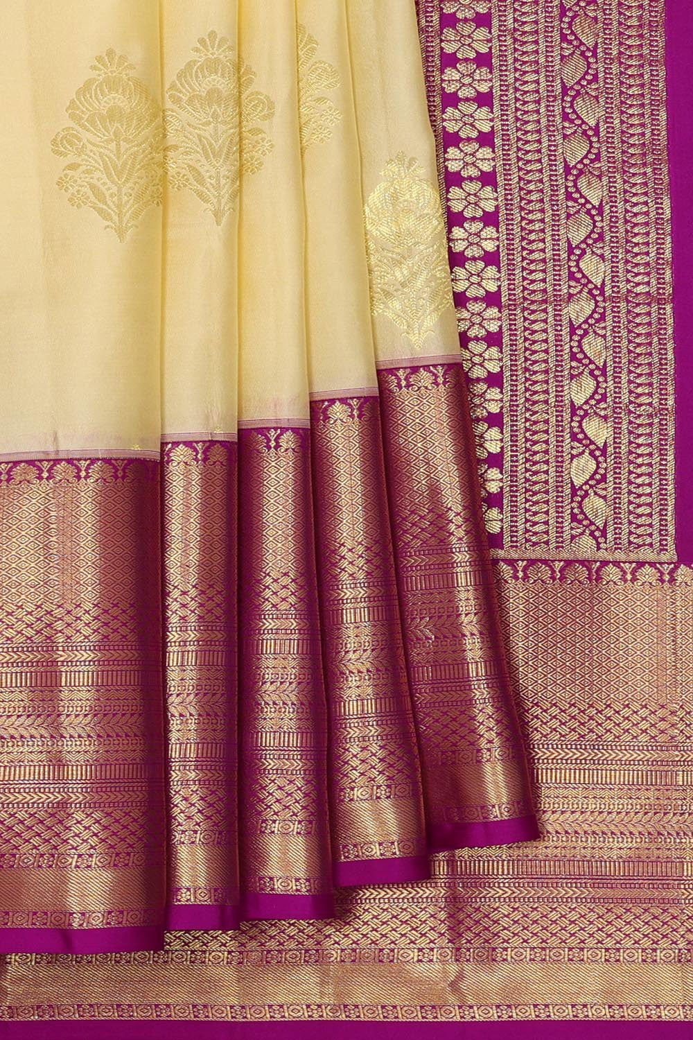 Kanchipattu Cream Colour Brocade Saree