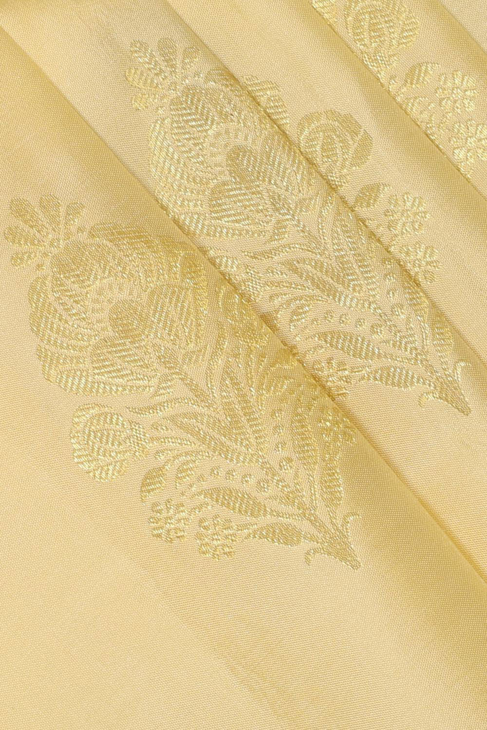 Kanchipattu Cream Colour Brocade Saree