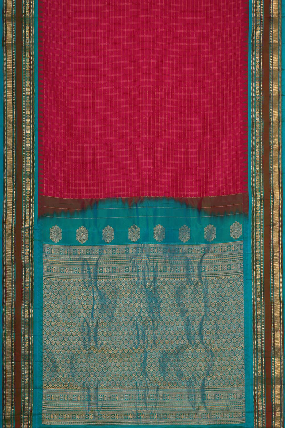 Gadwal Silk Magenta Saree