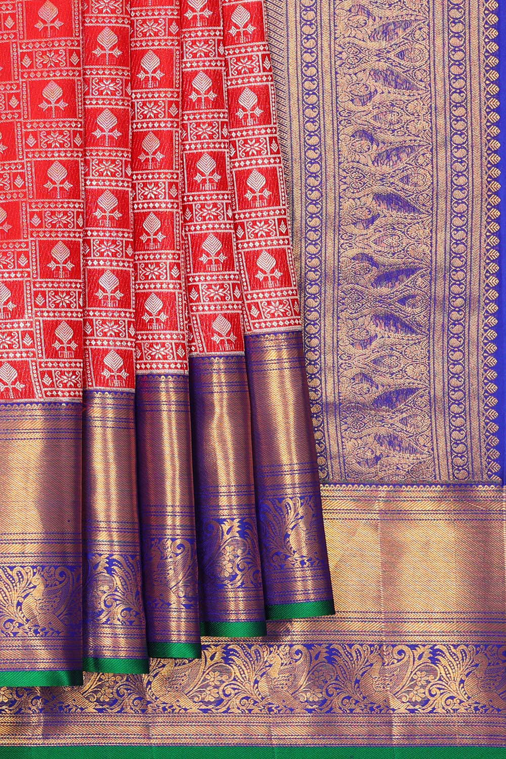 Kanchipattu Red Colour Brocade Saree