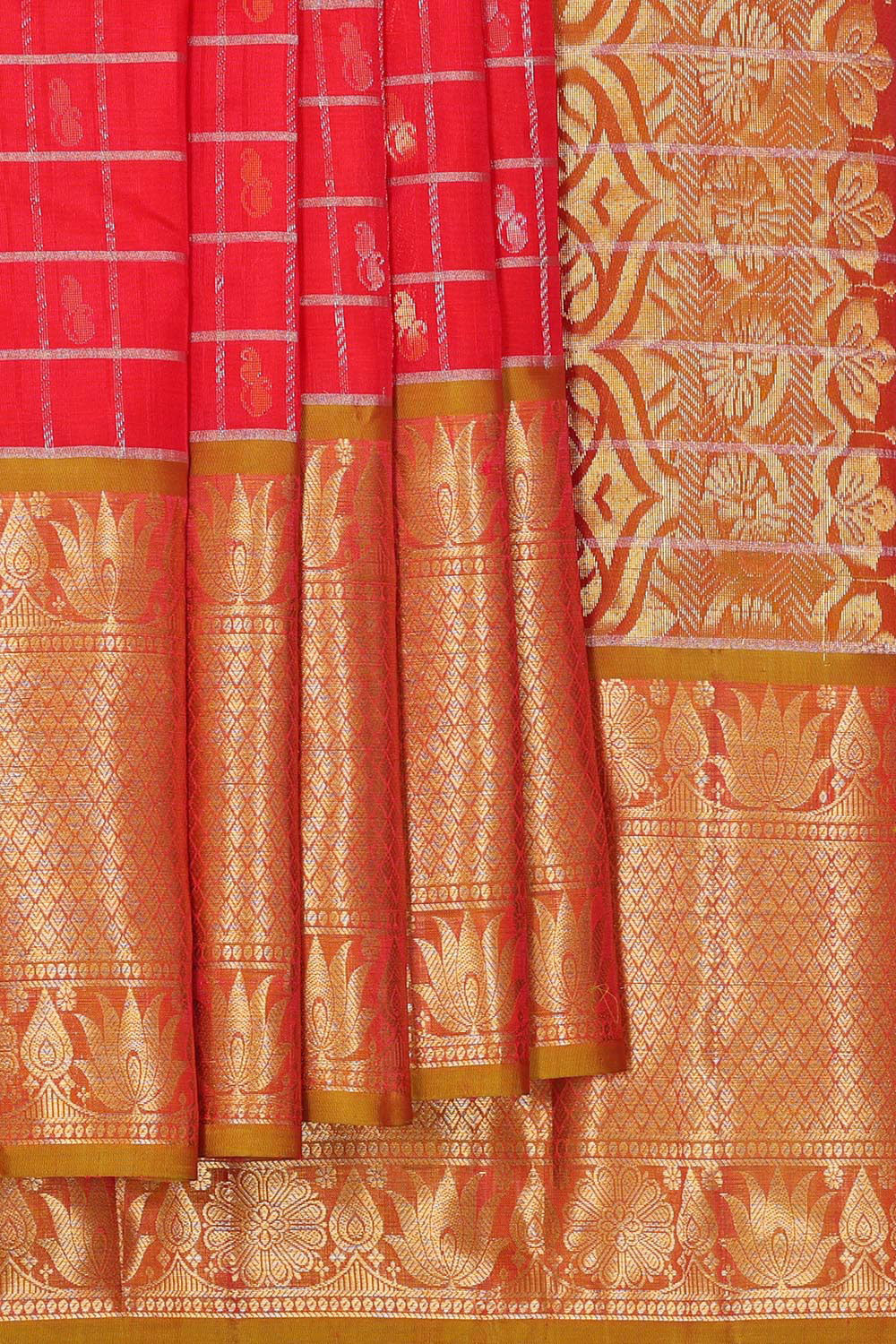 Kanchipattu Bright Red Brocade Saree