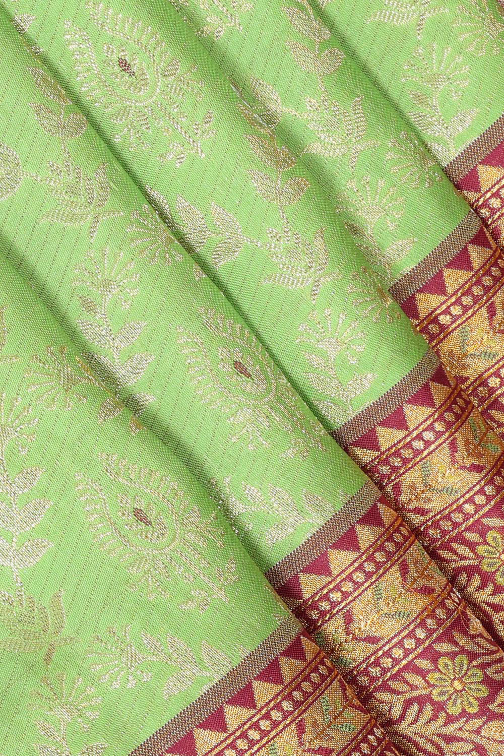 Kanchipattu Light Parrot Green Brocade Saree