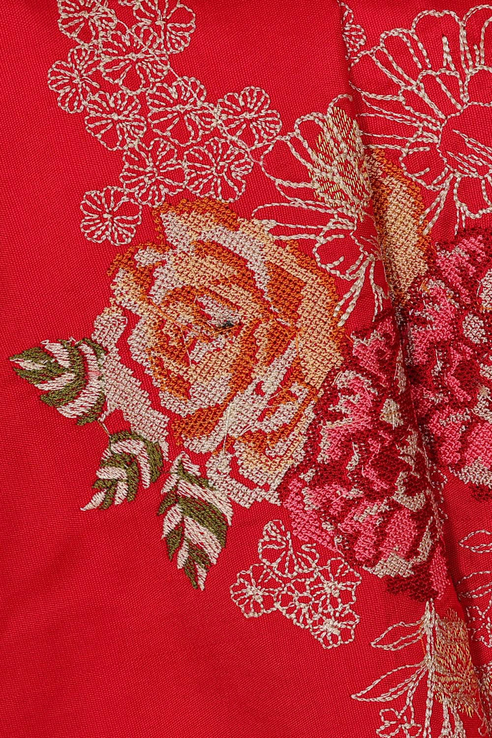 Kanchipattu Pinkish Red Embroidered Saree