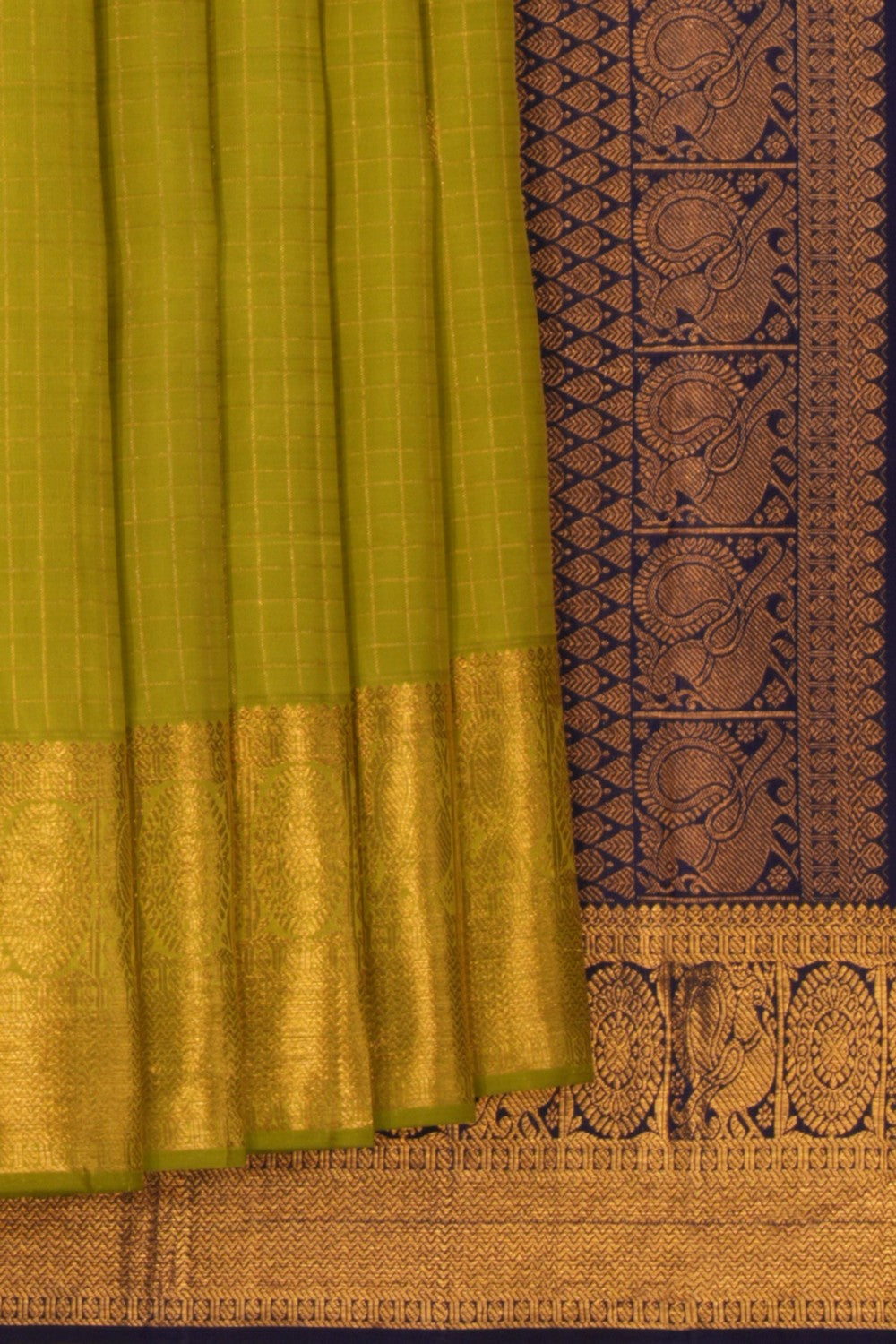 Kanchipattu Kattam Green Saree