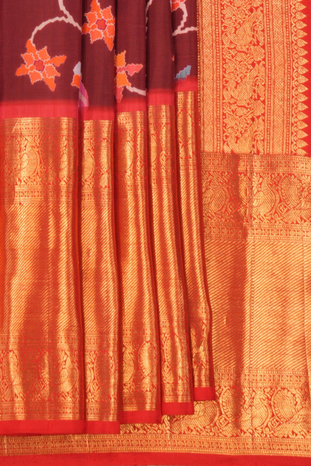 Kanchipattu Birds Perched Saree